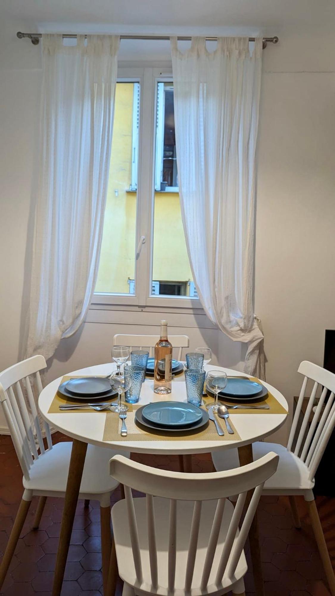 Typique - 2 Bedrooms,Typical Apartment-Old Town نيس المظهر الخارجي الصورة