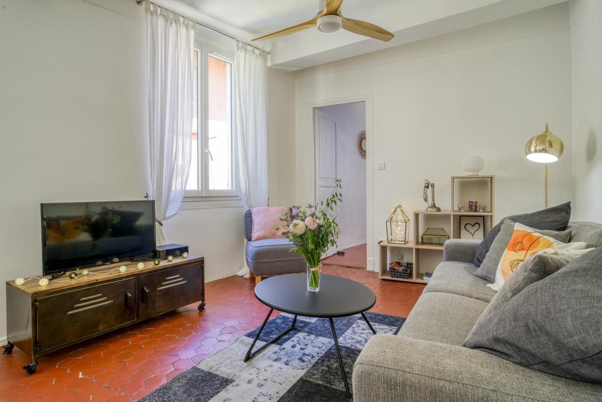 Typique - 2 Bedrooms,Typical Apartment-Old Town نيس المظهر الخارجي الصورة