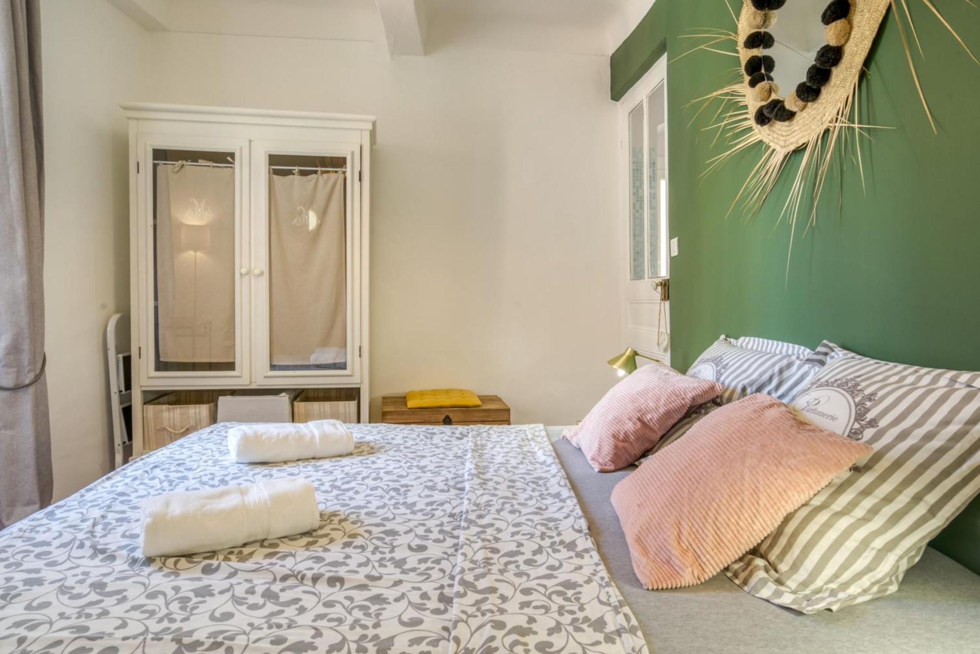 Typique - 2 Bedrooms,Typical Apartment-Old Town نيس المظهر الخارجي الصورة